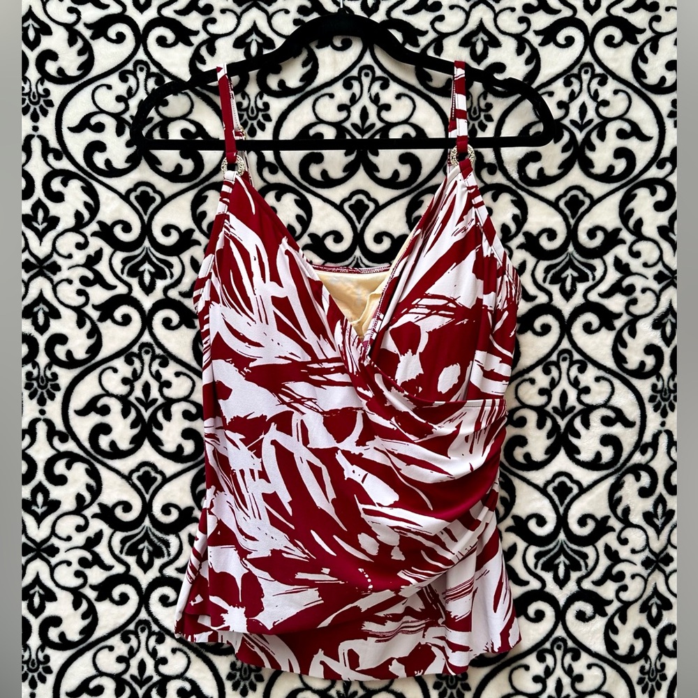 Super flattering Magicsuit Tankini top.  Rich dark red and white pattern.